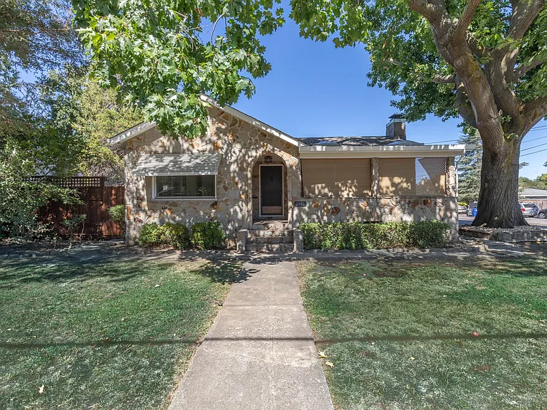 1032 Pueblo Ave — Photo 19