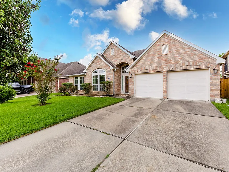 2703 Wild Lilac Dr — Photo 1