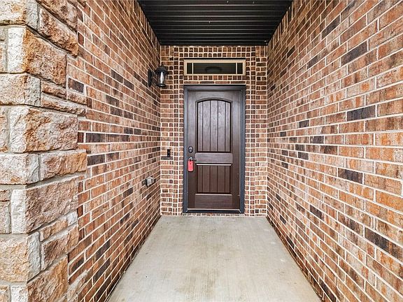 3rd image of 4883 W Tumbleweed St