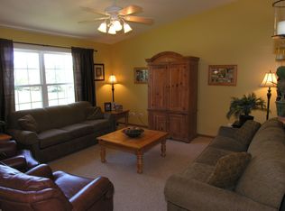 39102 N McAree Rd, Beach Park, IL 60087