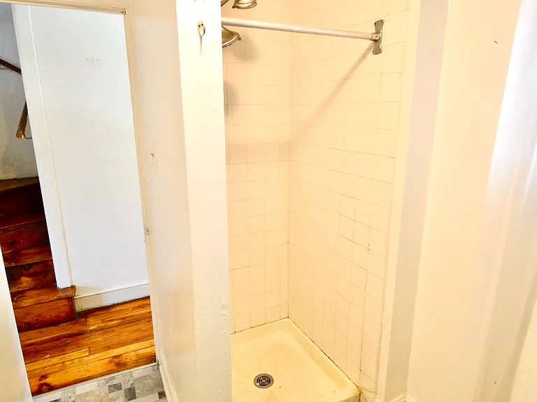 143 W Price St — Photo 9