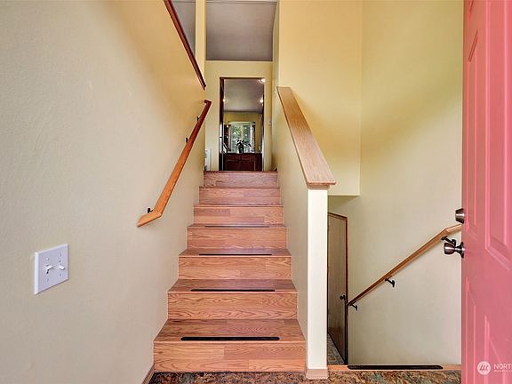 4th image of 26100 77th Avenue NW