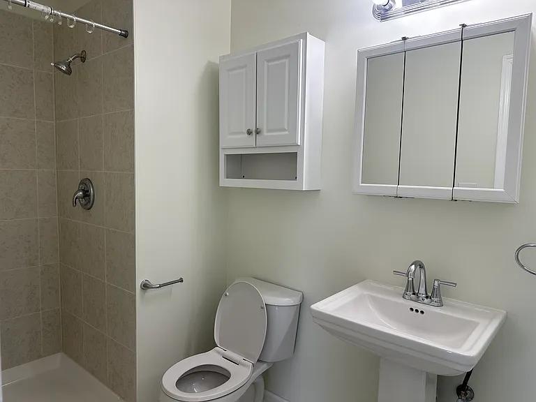 15 Byrnes Ln E — Photo 11