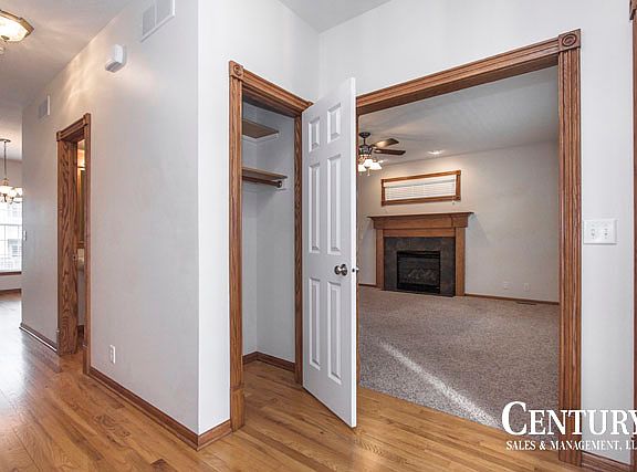 4th image of 2164 Wesley Dr