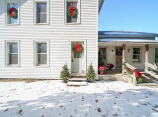 16594 Stark Rd, Springport, MI 49284