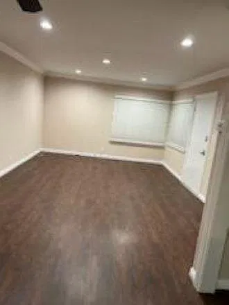 2 bed, 920 sqft, $2,395 — Photo 1