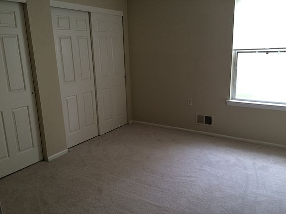 5th image of 55 Rainier Dr