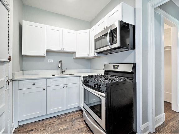 2nd image of 5700 S Stony Island Ave #5A