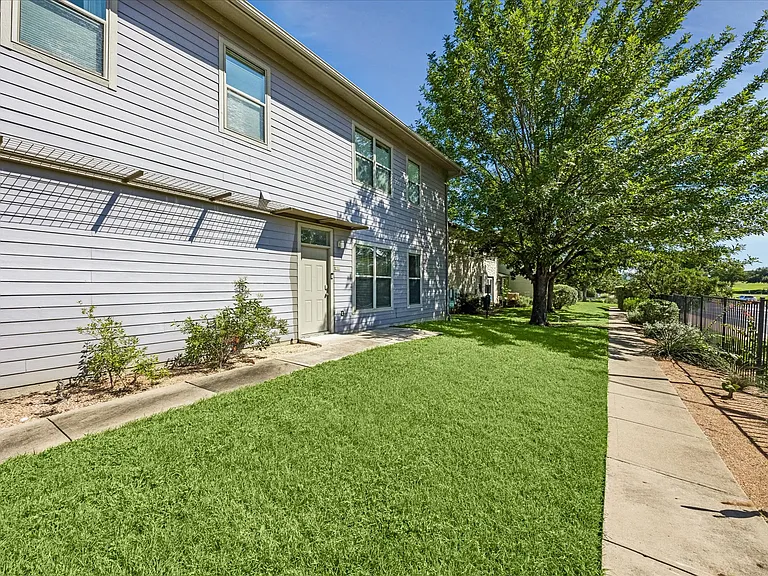 1201 Grove Blvd #1801 — Photo 11