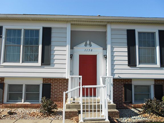 2nd image of 1150 Rosewood Dr
