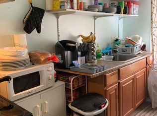 985 Oak St APT 2, Wyandotte, MI 48192