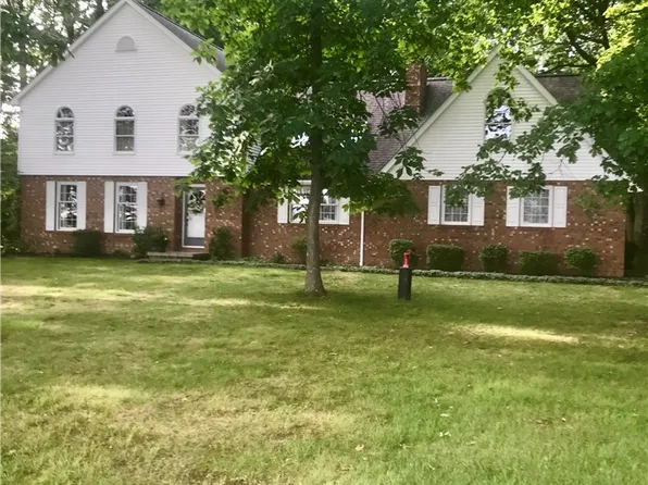 297 Lake Rd, Volant, PA 16156