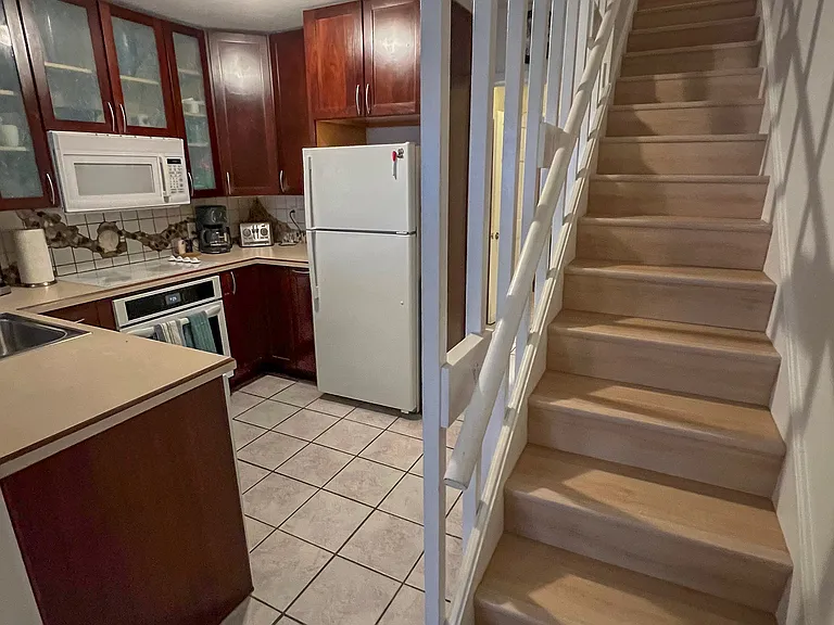 3355 Ocean Front Walk #F — Photo 17