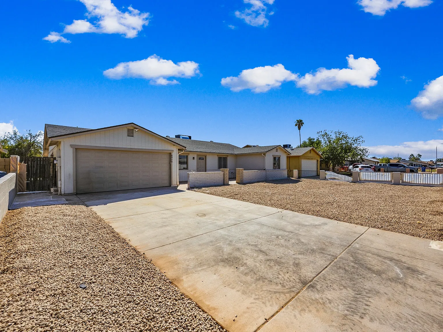 4 bed, 1732 sqft, $2,295 — Photo 1