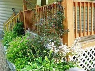 27 Nottingham Ln, Litchfield, ME 04350