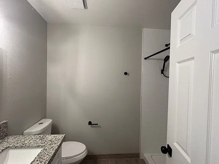 900 La Vida Ln — Photo 10