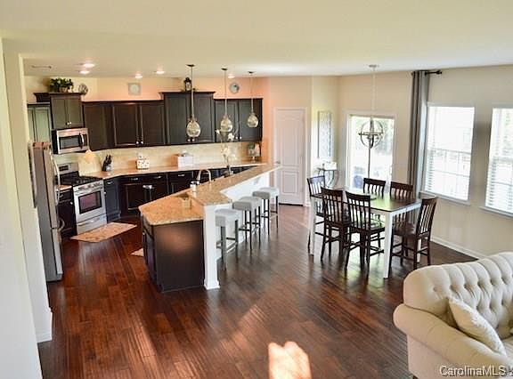 3rd image of 1828 Kody Hollow Ct
