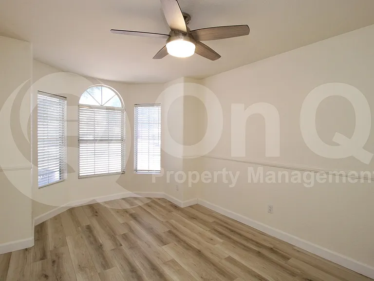 1562 S Monterey St — Photo 15