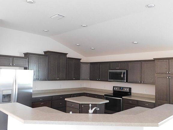 4th image of 3500 Lia Ln