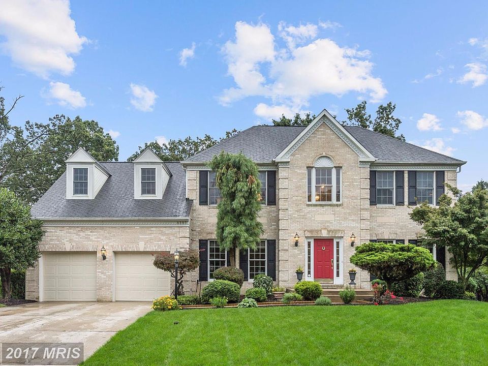1st image of 8297 Highglade Ct