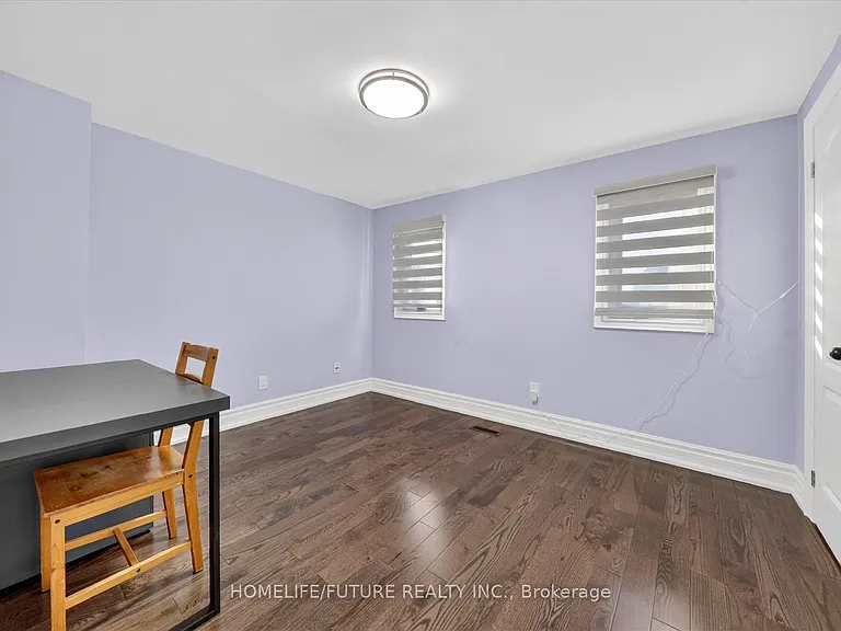 37 Elson St #UPPER — Photo 32
