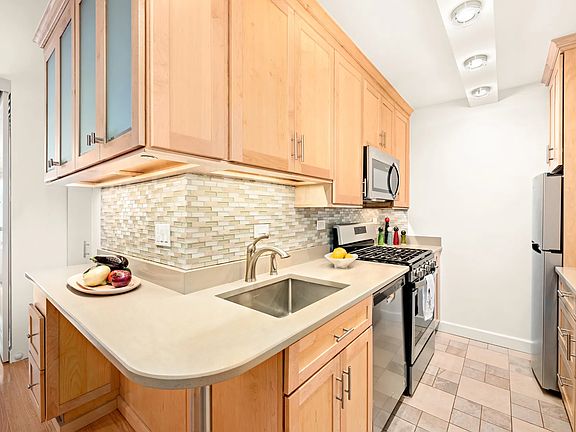 5th image of 170 W End Ave APT 14C