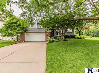 1703 N 103rd Ave, Omaha, NE 68114