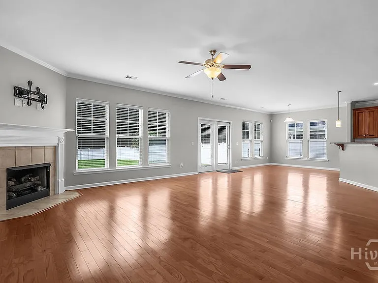 149 Tahoe Dr — Photo 14