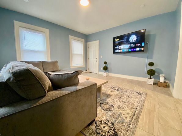 69 Cross St APT 1