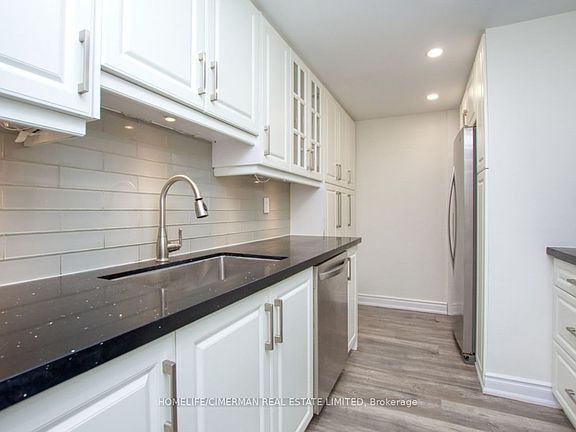 4th image of 320 Dixon Rd Unit 1511