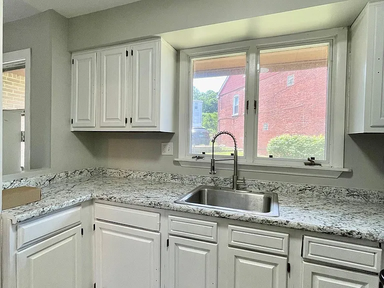 3428 Melwood Ave — Photo 7