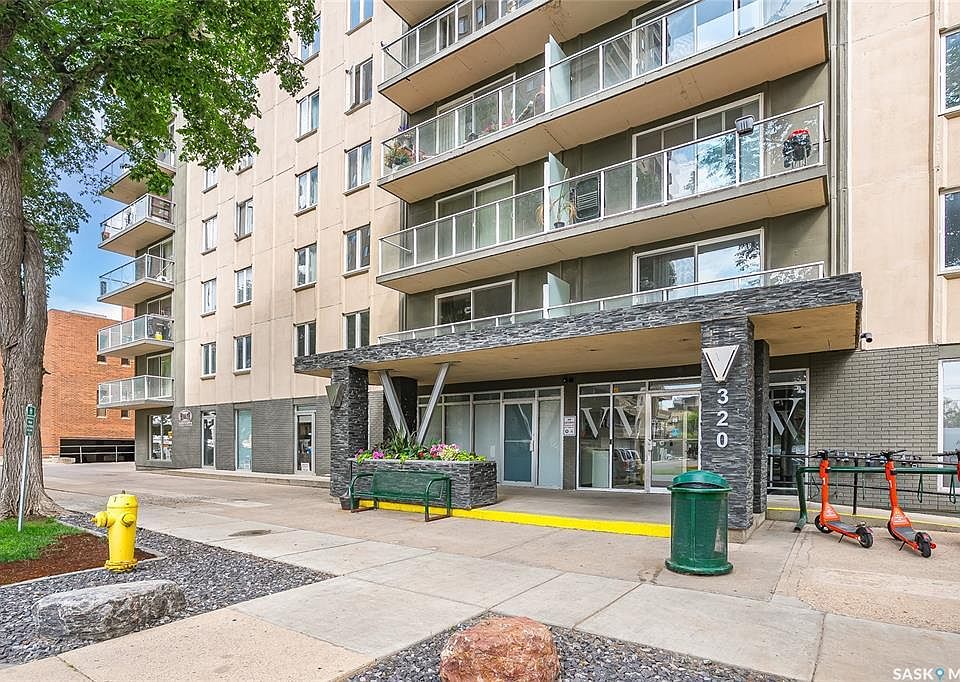 1st image of 320 5th Ave N #908