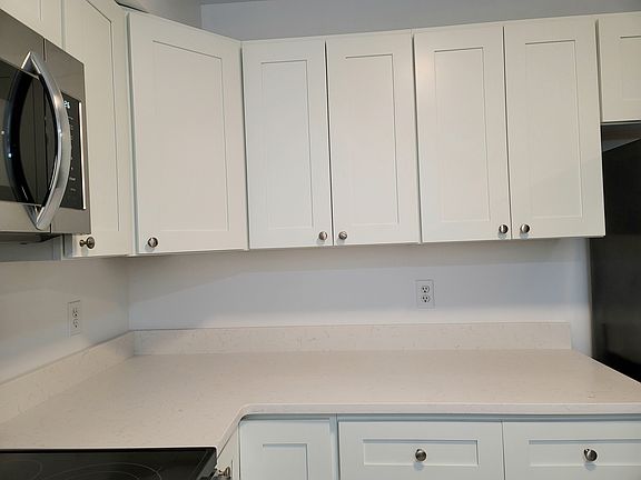 Tons of Cabinets & lazy susan storage