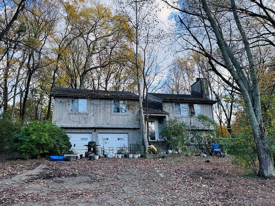 1st image of 104 Birchwood Ct