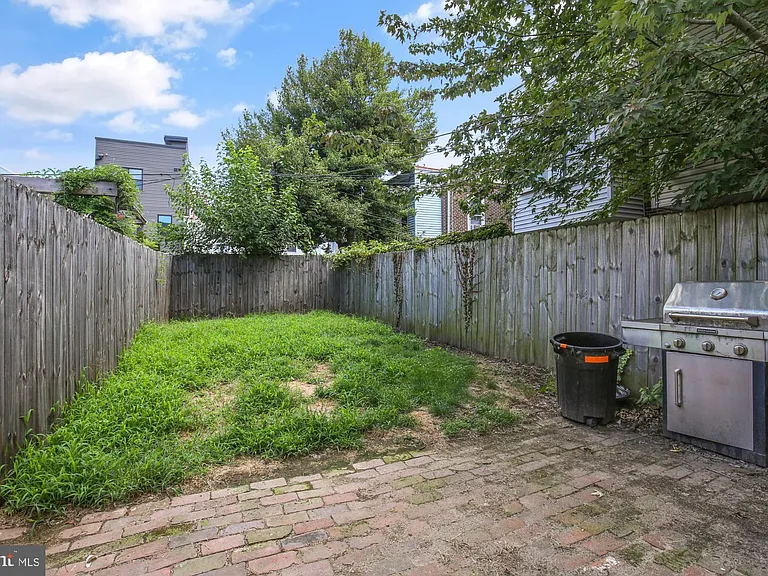 1209 E Susquehanna Ave #1 — Photo 15