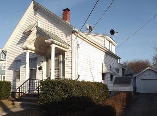 30 Shores St, Taunton, MA 02780