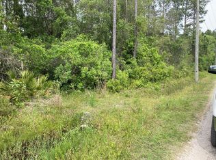 133 West Dr, Carrabelle, FL 32322