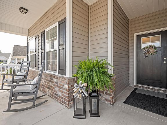 3rd image of 603 Antebellum Ln.