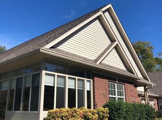 3905 Bluestem Ln, Louisville, KY 40218