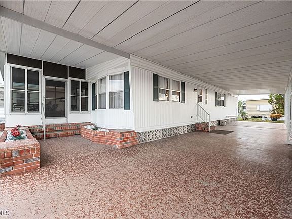 4th image of 512 Crampton Ln