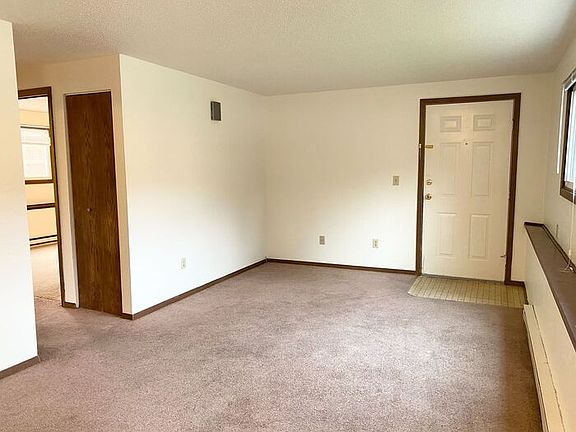 4th image of 1115 E 5th St