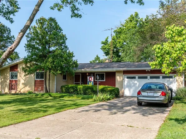 3957 Tomahawk Dr, Medway, OH 45341