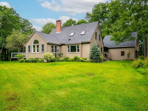 4 Bishop Farm Road, Freeport, ME 04032