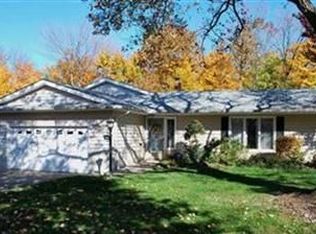 4971 Delevan Dr, Lyndhurst, OH 44124