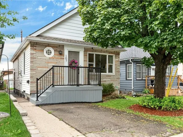 107 Reid Ave N, Hamilton, ON L8H 6E2