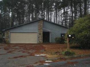 1138 Trailblazer Way, Lilburn, GA 30047