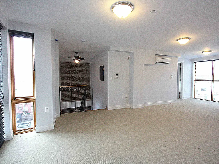 338 Grove St #4C — Photo 14