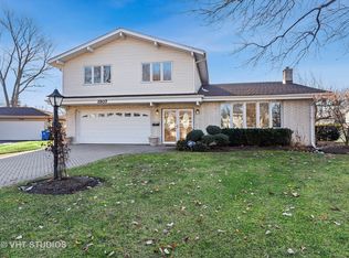 1307 E Mulberry Ln, Mount Prospect, IL
