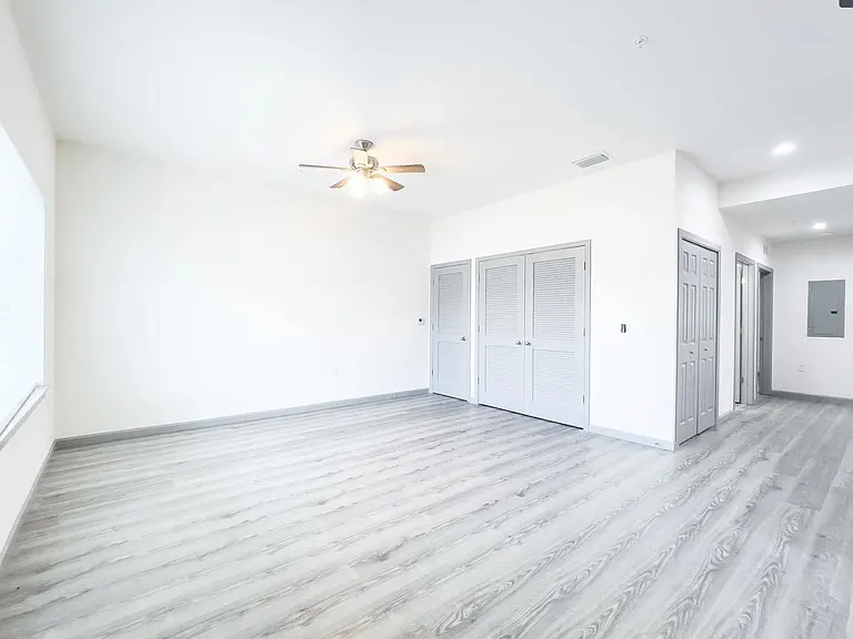 5230 Eggleston Ave #102 — Photo 4