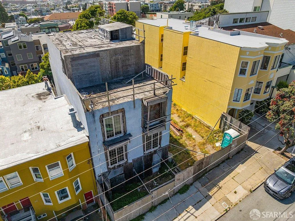 23 Wood St - Photo 6